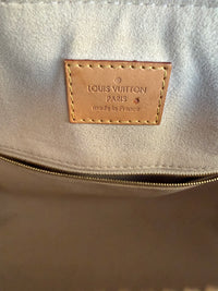 Louis Vuitton cuir Épi rouge doc MM