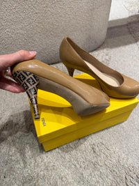 Escarpins fendi T.40