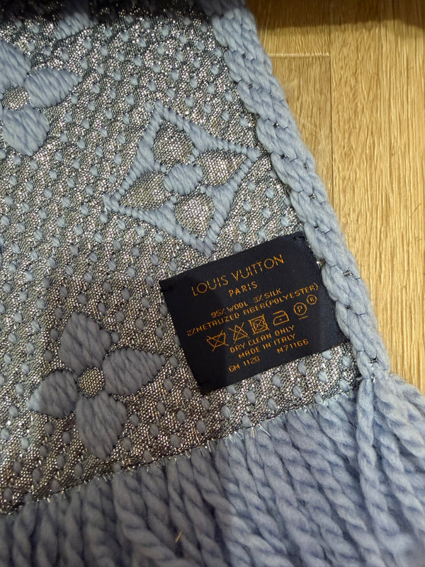 Écharpe bleu ciel Louis Vuitton 06/10