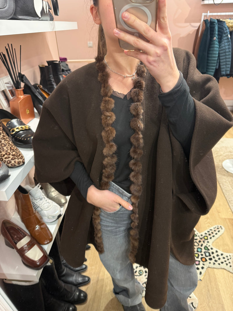 Cape marron polaire détail vison T.U