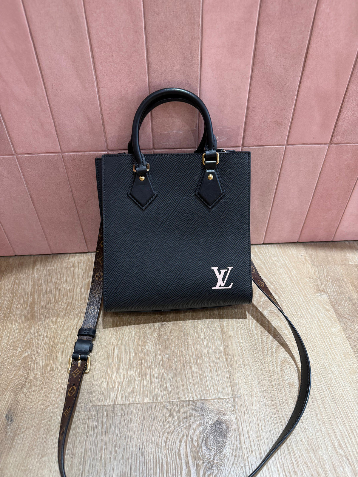 Sac Louis Vuitton plat épi bb 17/06