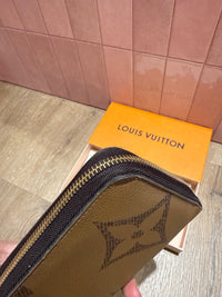 Porte-feuille Louis Vuitton zippy monogramme géant