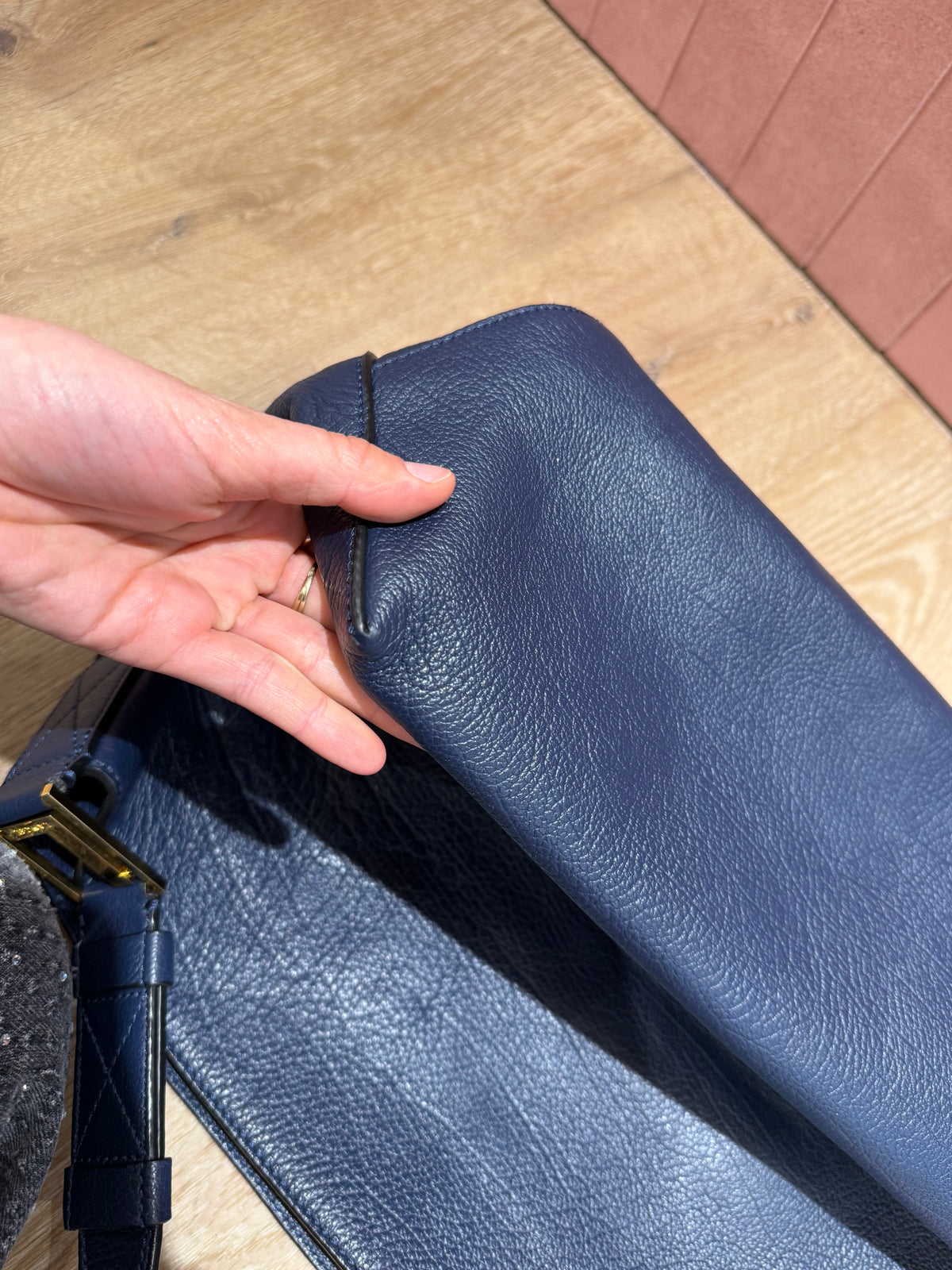 Sac bleu marine lancel