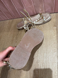 Sandales tropéziennes T.39 01/09