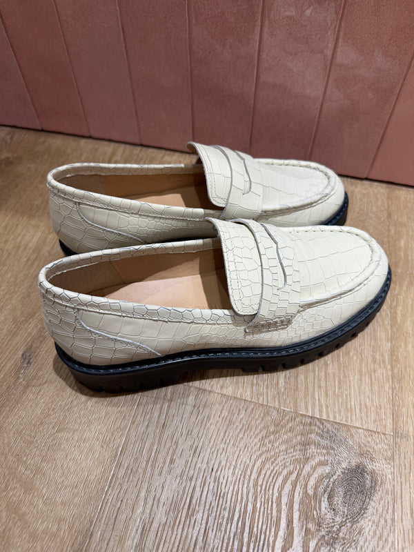 Mocassins blancs Kazar Studio T.38 11/10