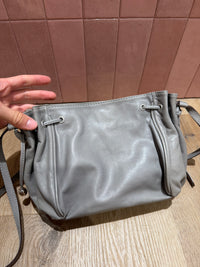 Gérard Darel petit sac gris 02/09