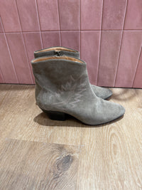 Bottines kaki Isabel marant T.37 10/06