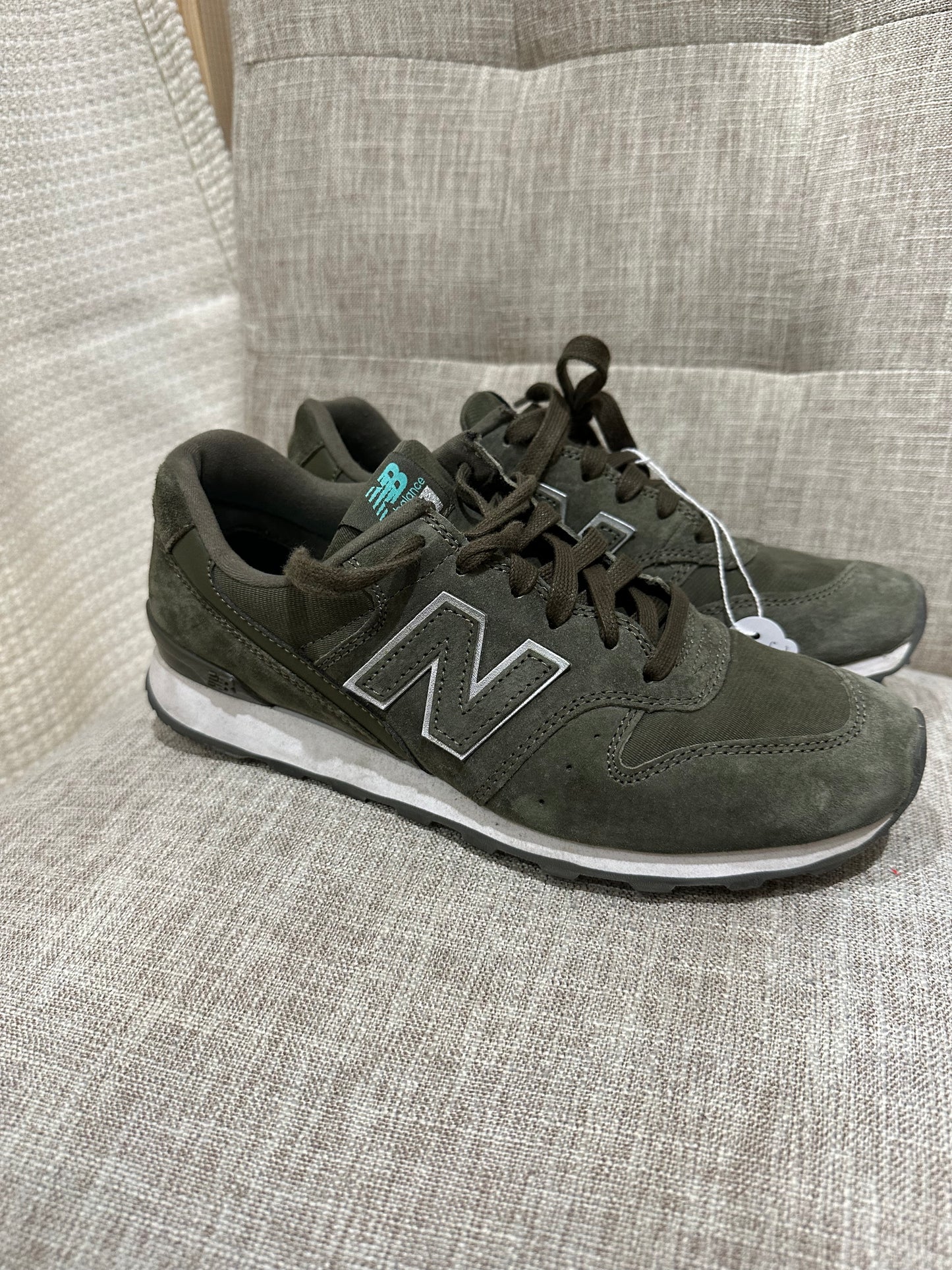 Baskets new balance kaki T.38