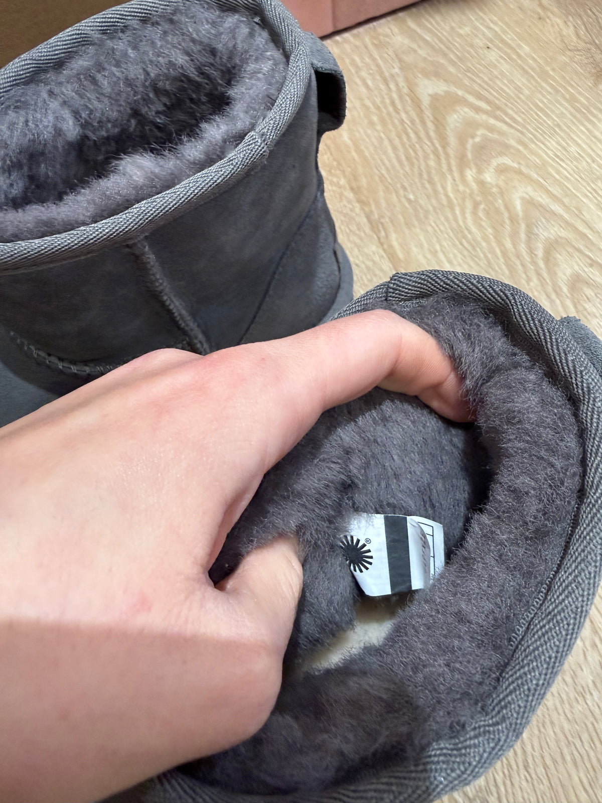 Bottines Ugg grises T.38