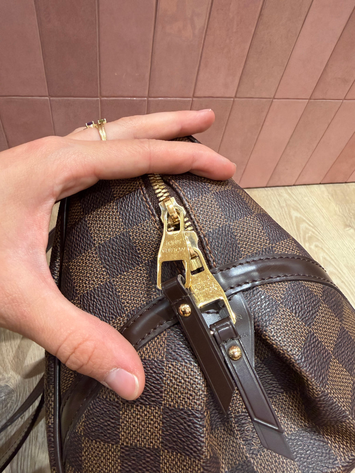Louis Vuitton sac Rivington MM damier brun 09/10