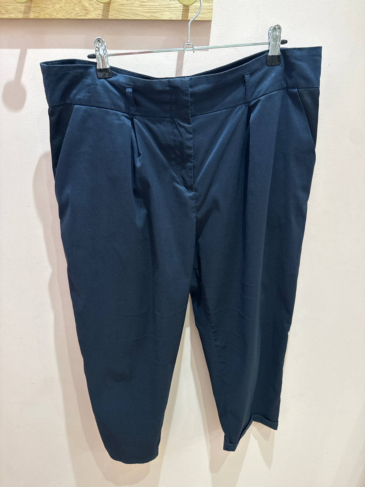 Pantalon Cotélac bleu marine T.42