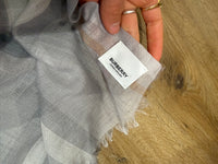 Écharpe Burberry beige gris