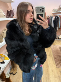 Veste noire en fourrure de renard - T.M 19/09