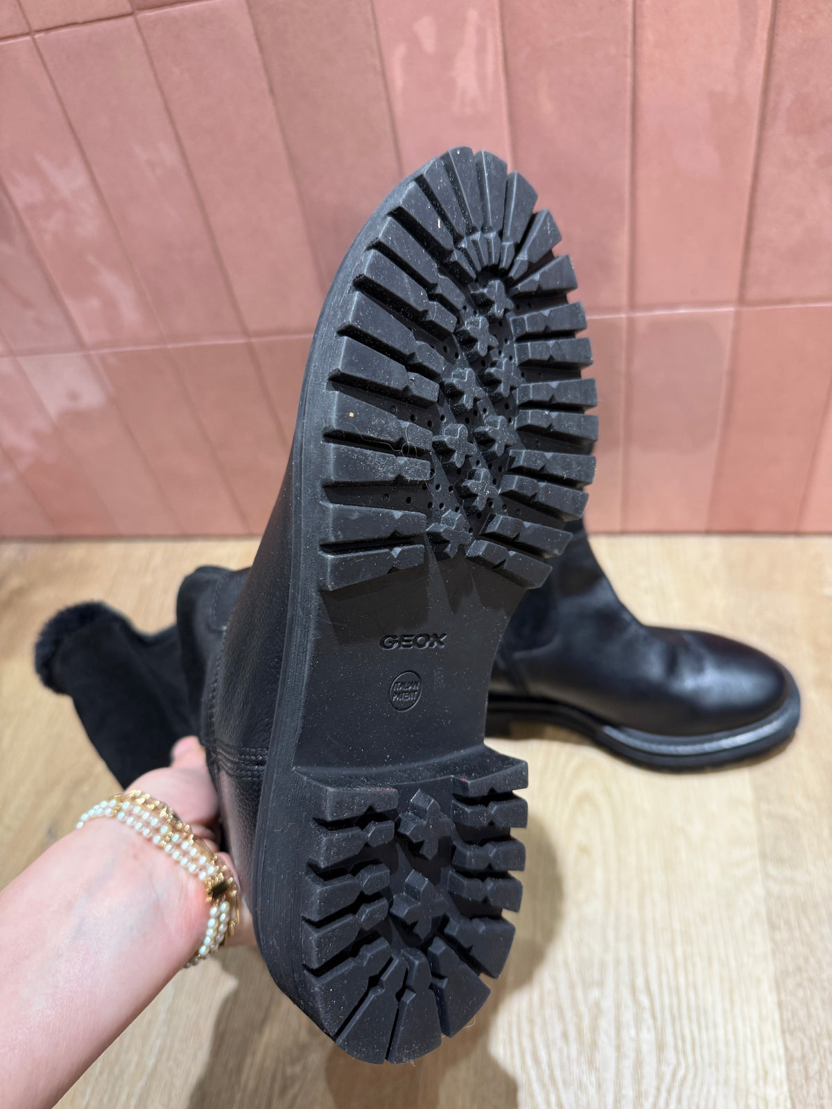 Bottines Geox en cuir T.36