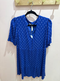 Maison 123 robe bleu motif blanc T.42
