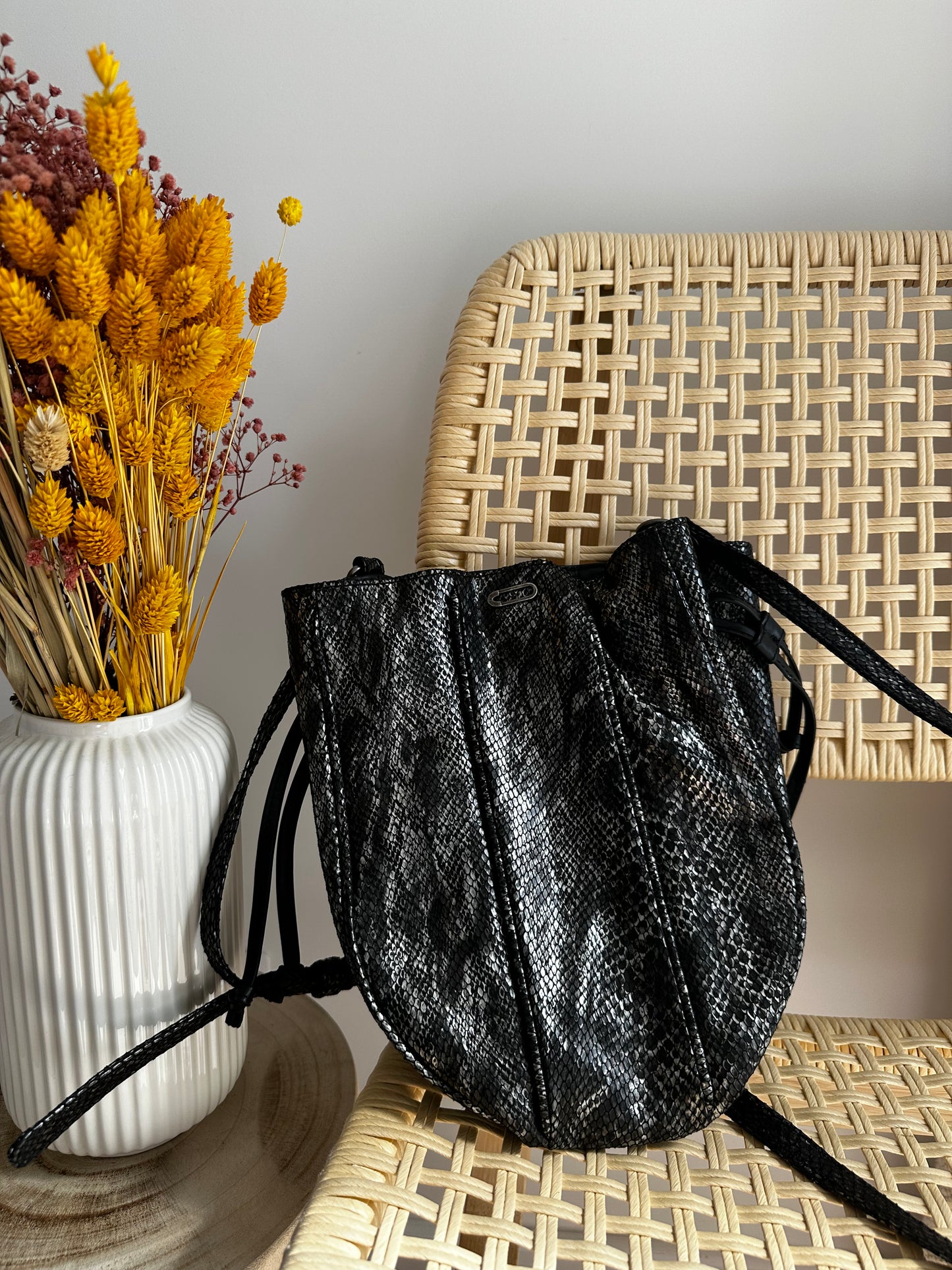 Sac noir et argent ikks cuir