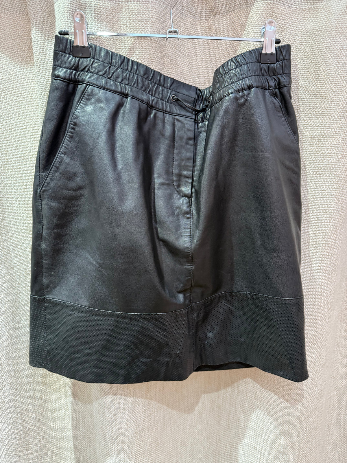 Jupe en cuir Chattawak T.40