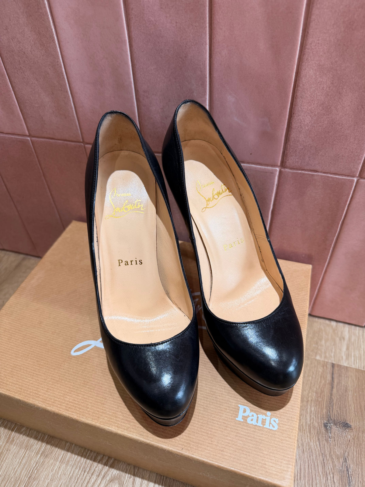 Louboutin chaussures T.35 1/2 22/09