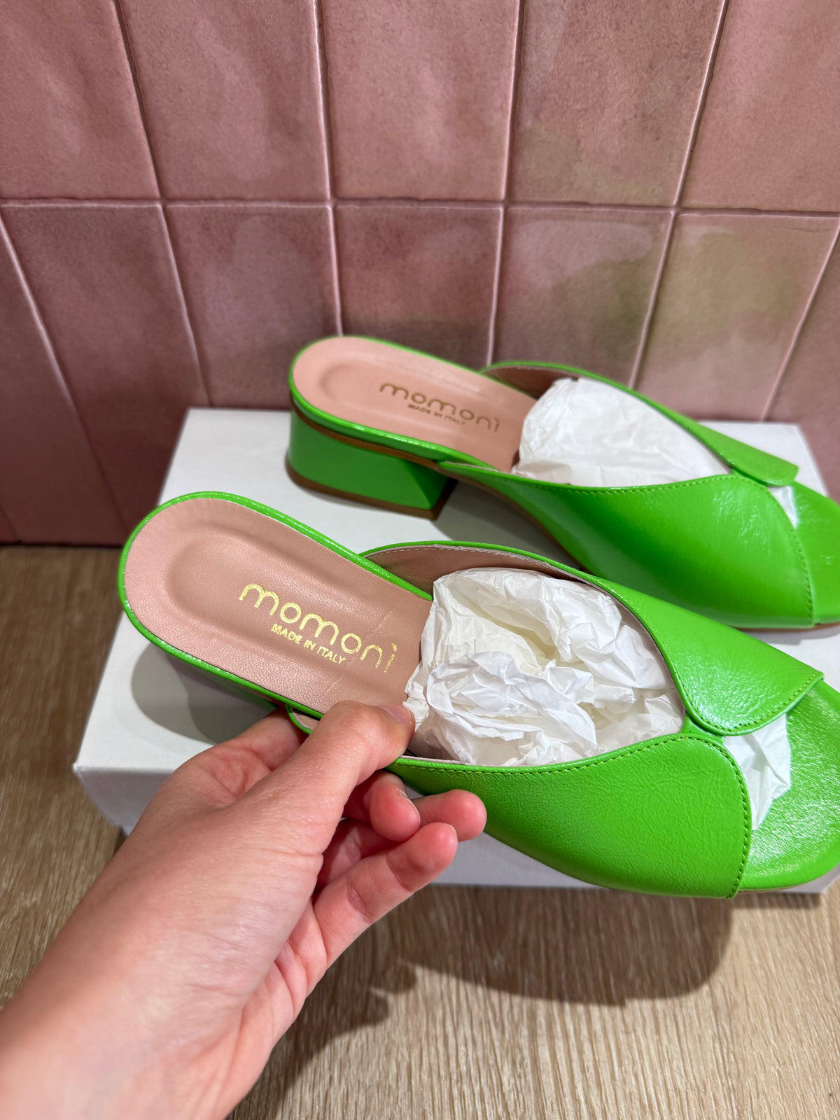 Mules Momoni neuf T.37 10/06