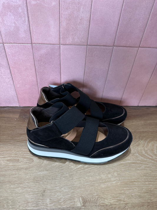Chaussures ouvertes Adige T.37 cuir