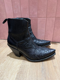 Bottines Noir cuir Sendra T.39