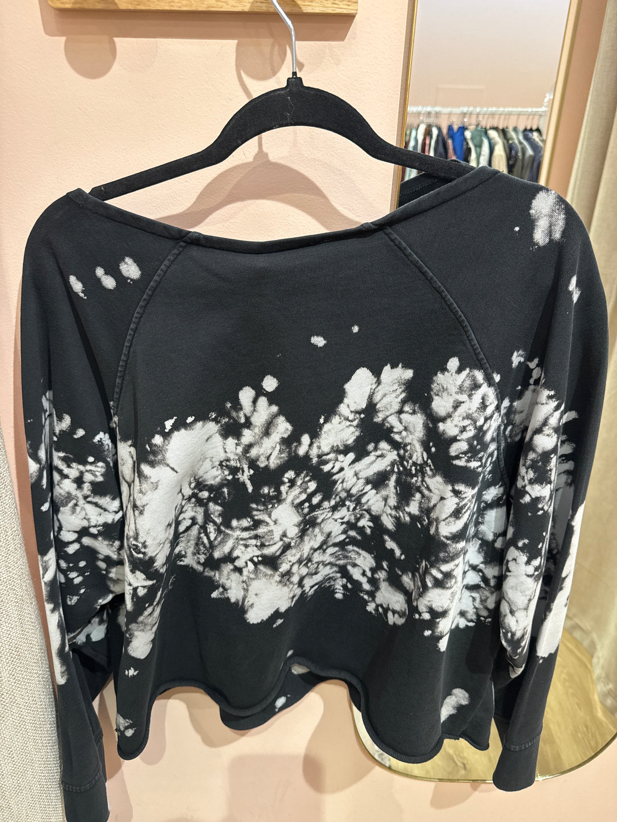 Sweat-shirt noir et blanc Jeanne Voulant T.L