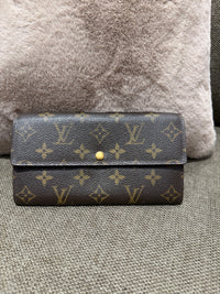 Porte-feuille Louis Vuitton 18/08
