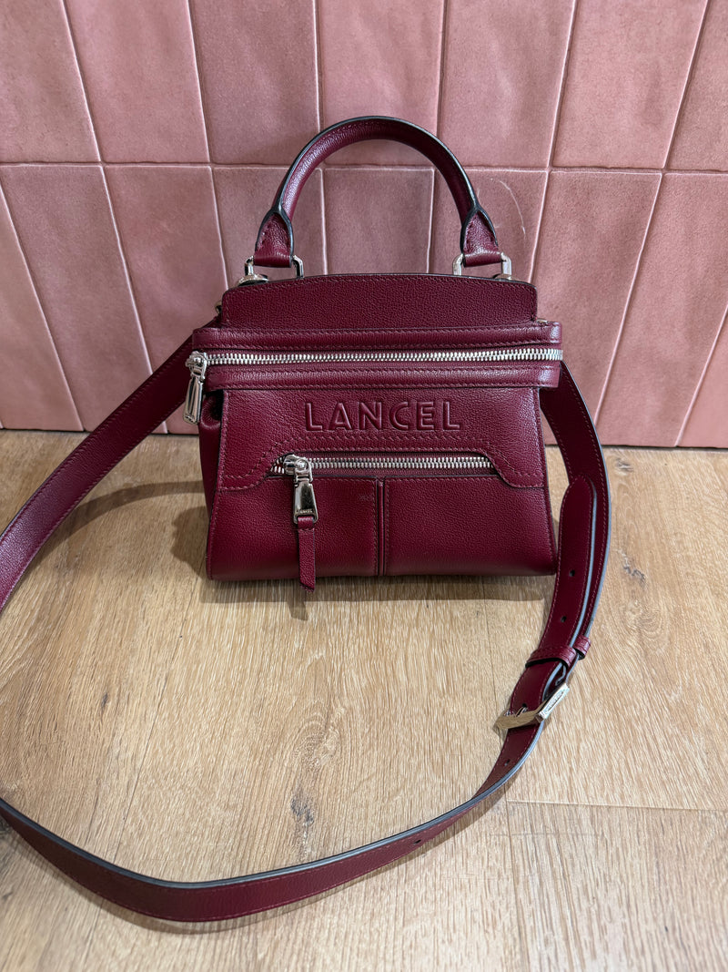 Petit sac bordeaux en cuir lancel 27/08