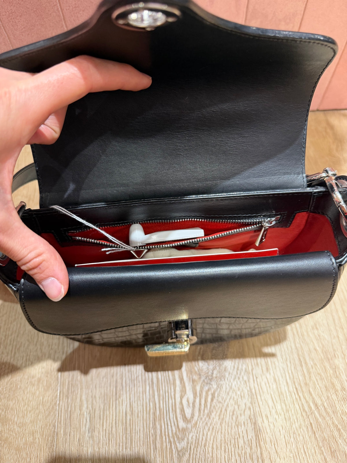 Sac bandoulière noir croco brillant Lancel 20/10
