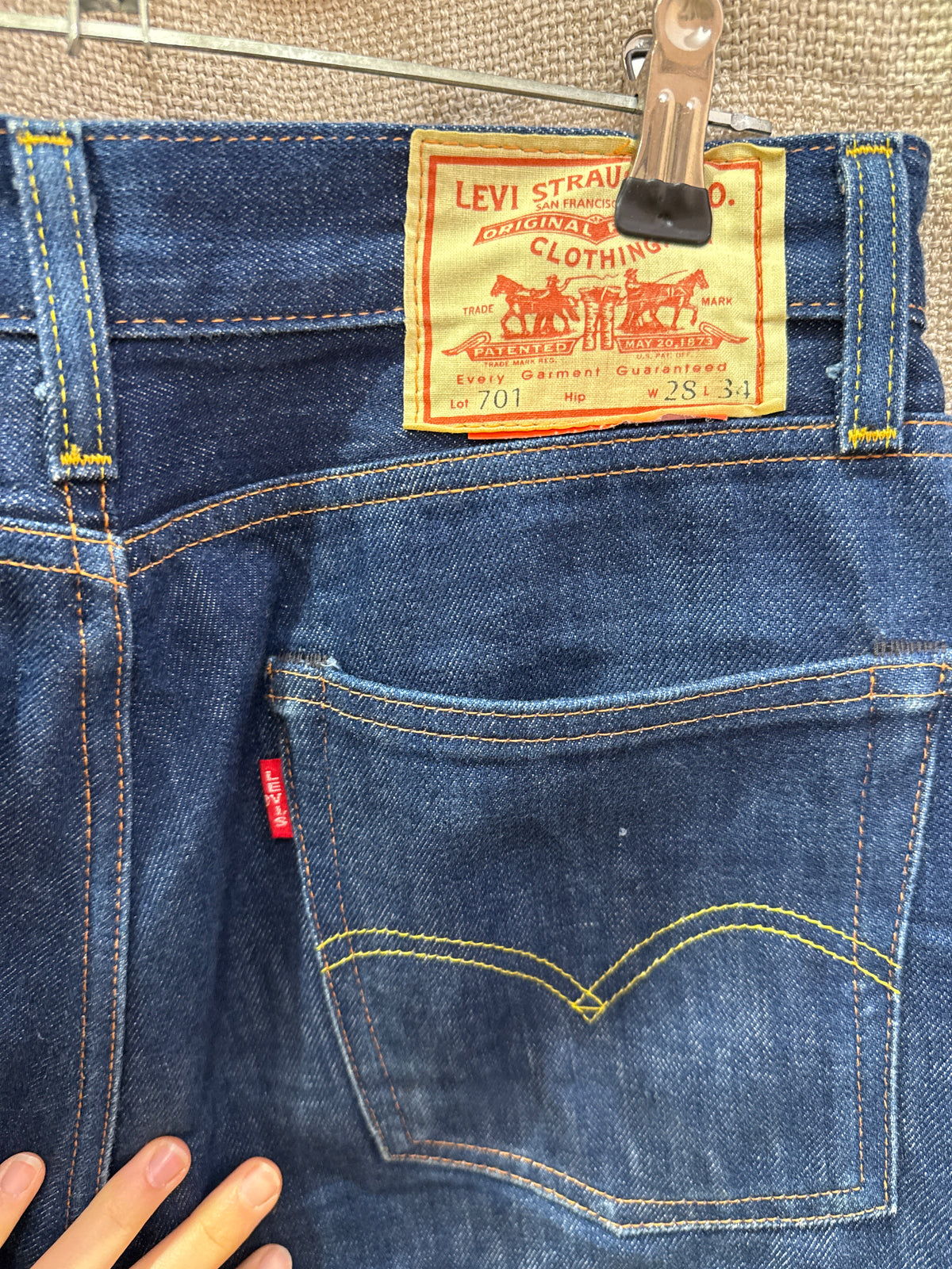 Jean Levi's bleu brut droit taille 38