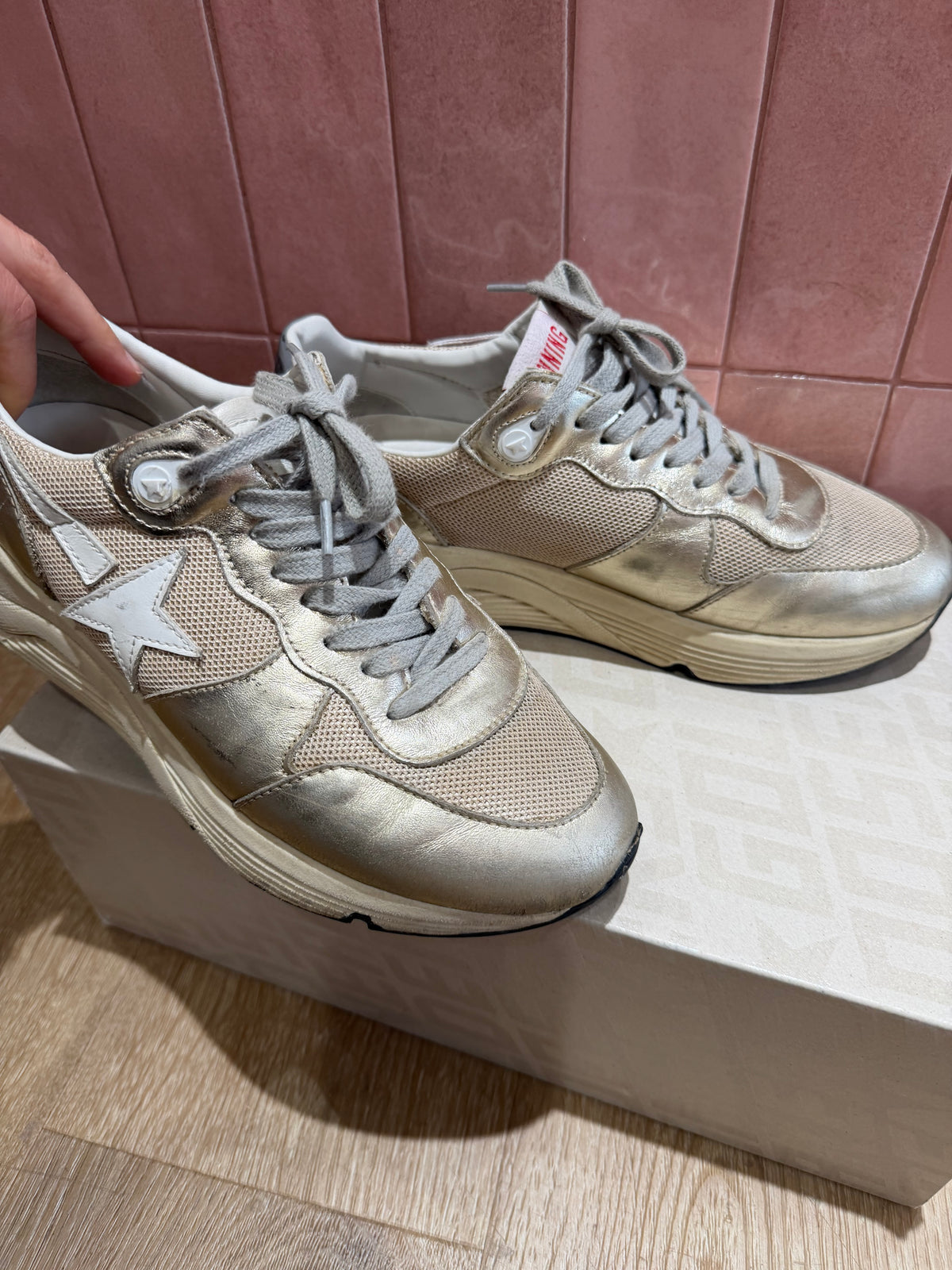Baskets Golden Goose T.37 11/10