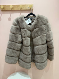 Veste fausse fourrure grise T.S/M le dressing