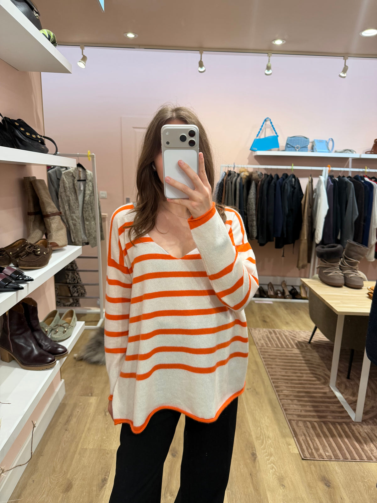Pull blanc et orange en cachemire - A Poil - T.M/L 07/09