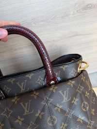 Sac Louis Vuitton en python et cuir d’autruche 15/08