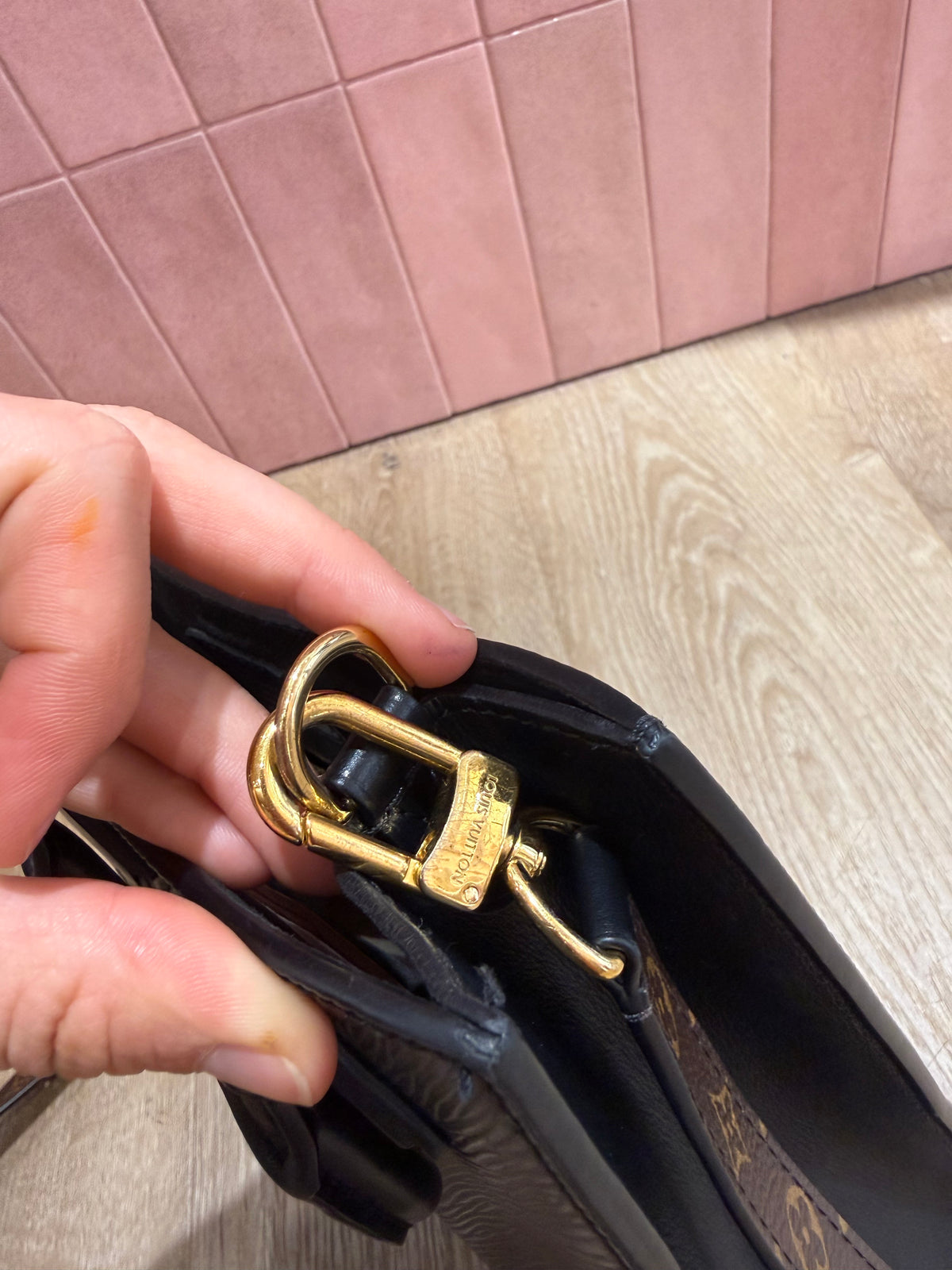 Sac Louis Vuitton plat épi bb 17/06
