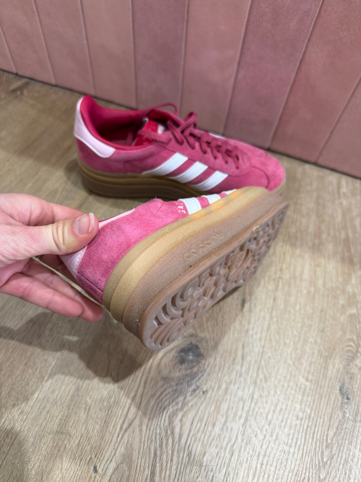 Baskets rose adidas T.36