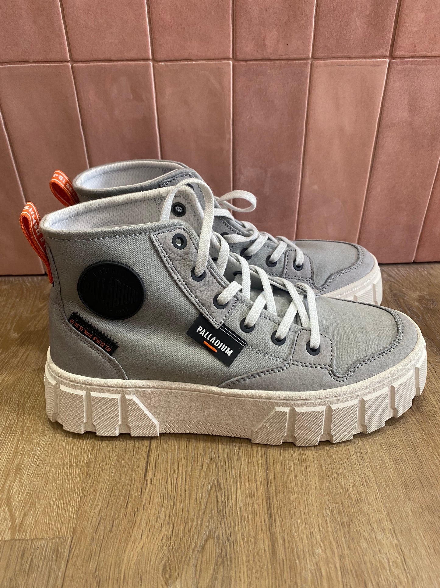 Baskets Palladium T.39