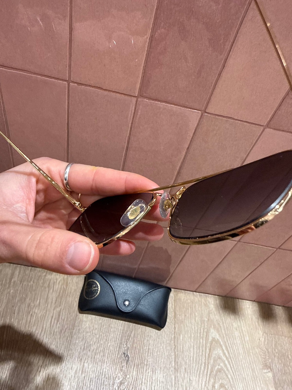 Lunettes RayBan Doré (carré) T.U