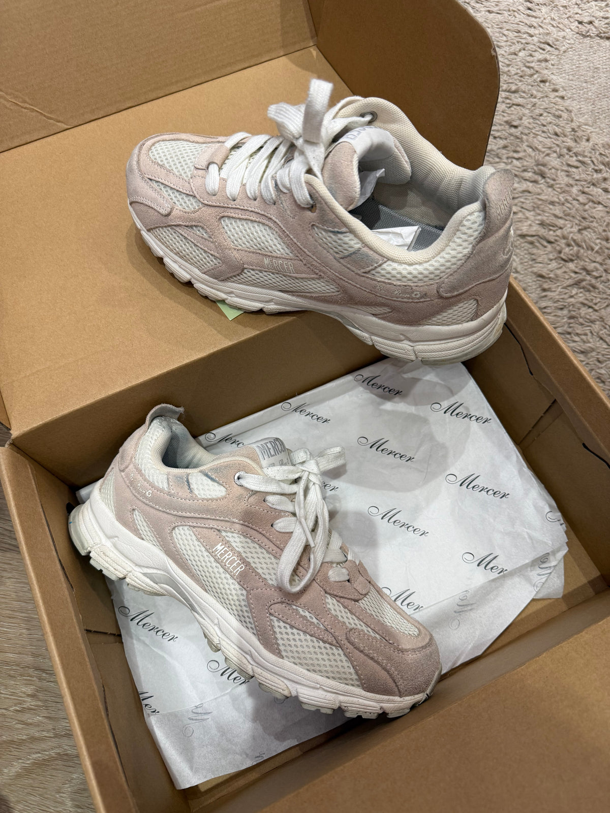 Baskets blanches et roses Mercer T.39