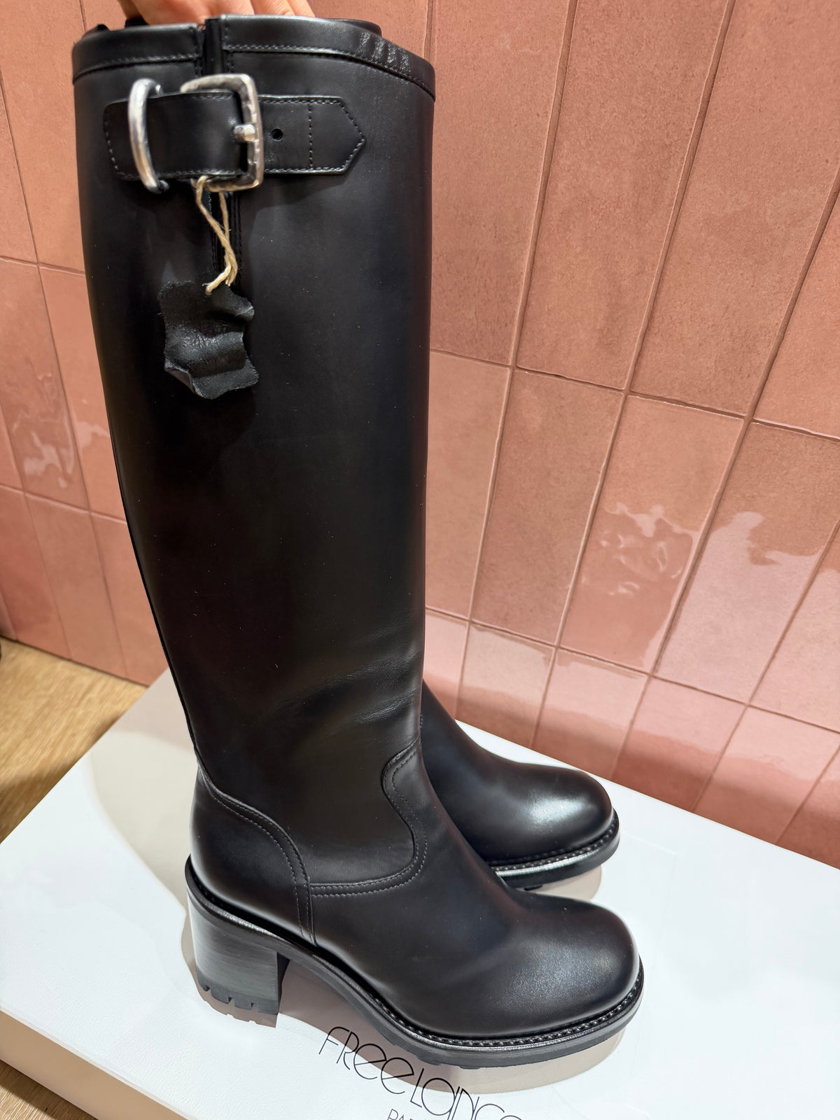 Bottes noires à talon - Free Lance - Taille 38 18/09