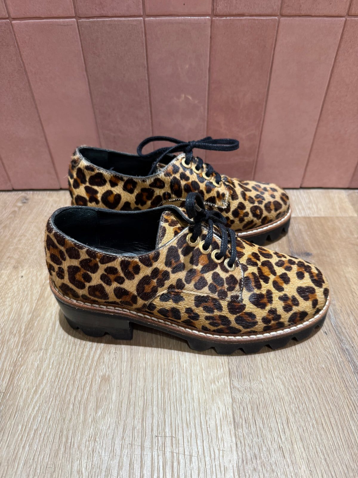 Derbies léopard minelli taille 36