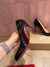 Escarpins noirs brillants Louboutin T.40