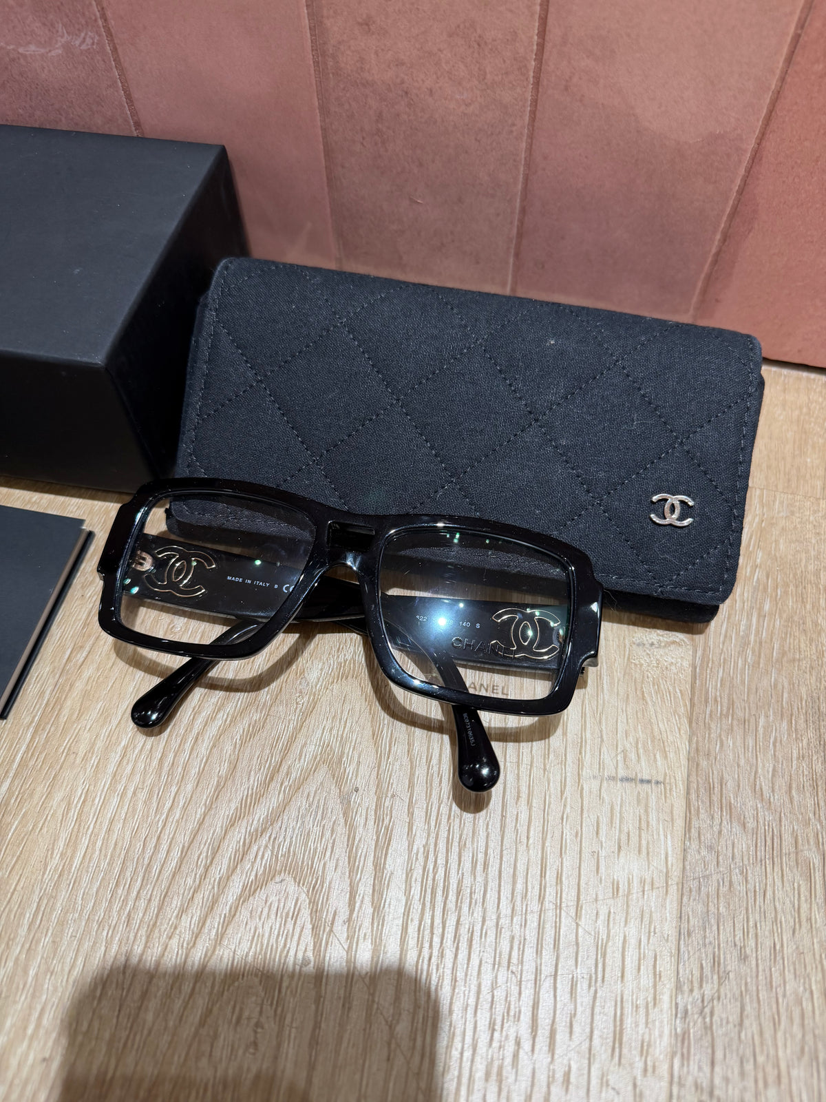 Lunettes Chanel neuves 14/10