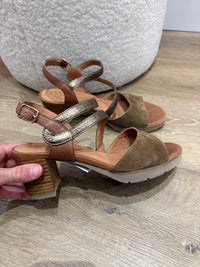 Sandales kaki et marron Mamzelle T.37