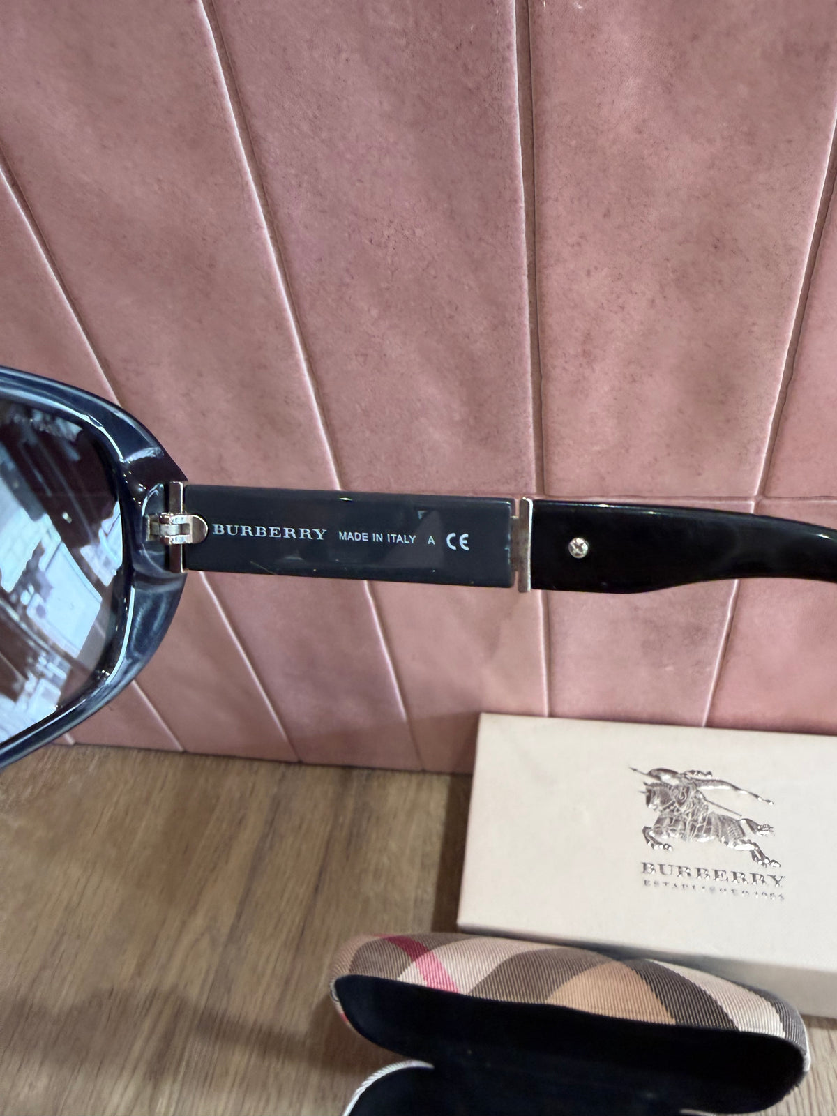 Lunettes Burberry bleu marine 17/09
