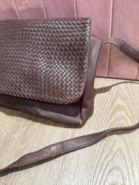 Sac marron bandoulière croisé Naterra 01/06