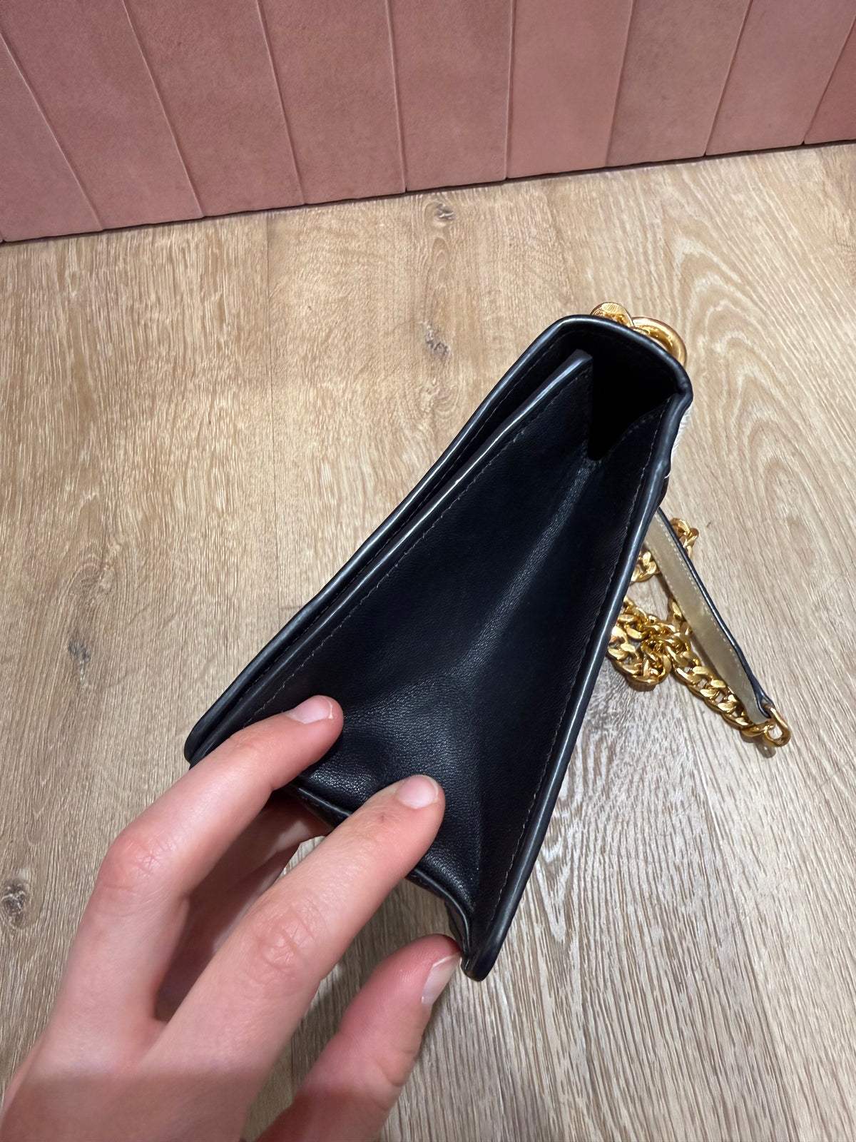 Sac Prada cahier chain