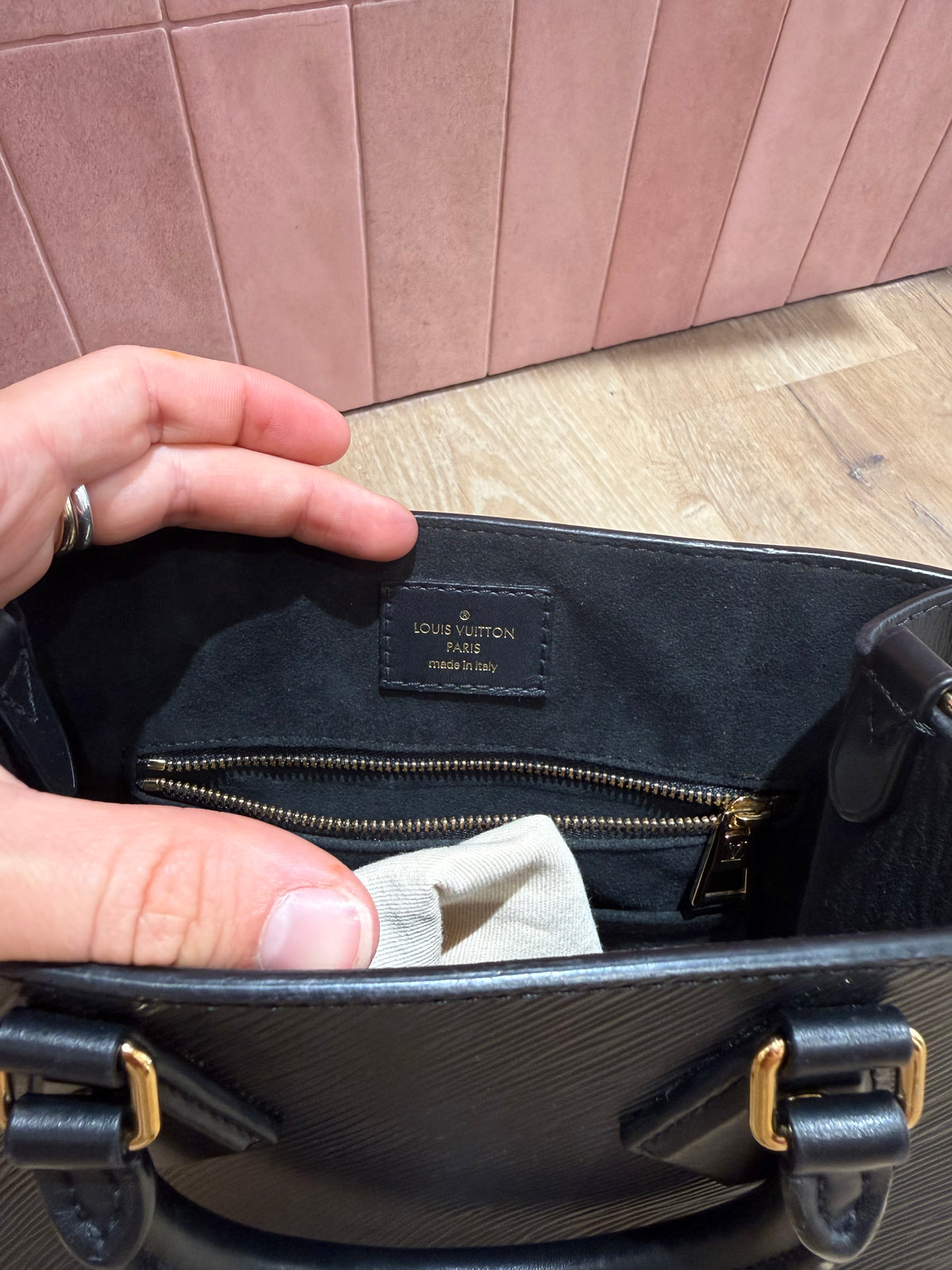 Sac Louis Vuitton plat épi bb 17/06