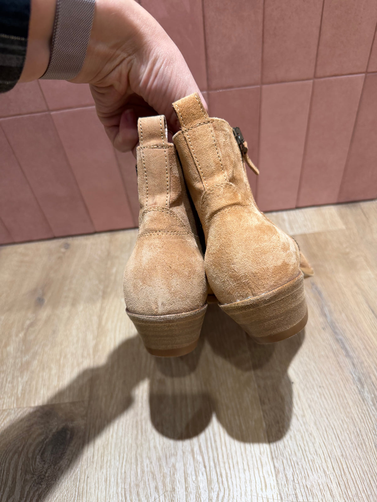 Bottines beiges en daim Hardrige T.37 16/10