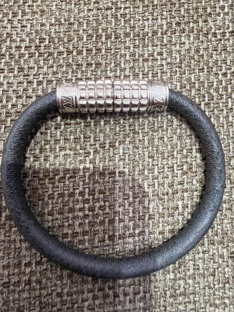 Bracelet en cuir Louis Vuitton noir 17/08
